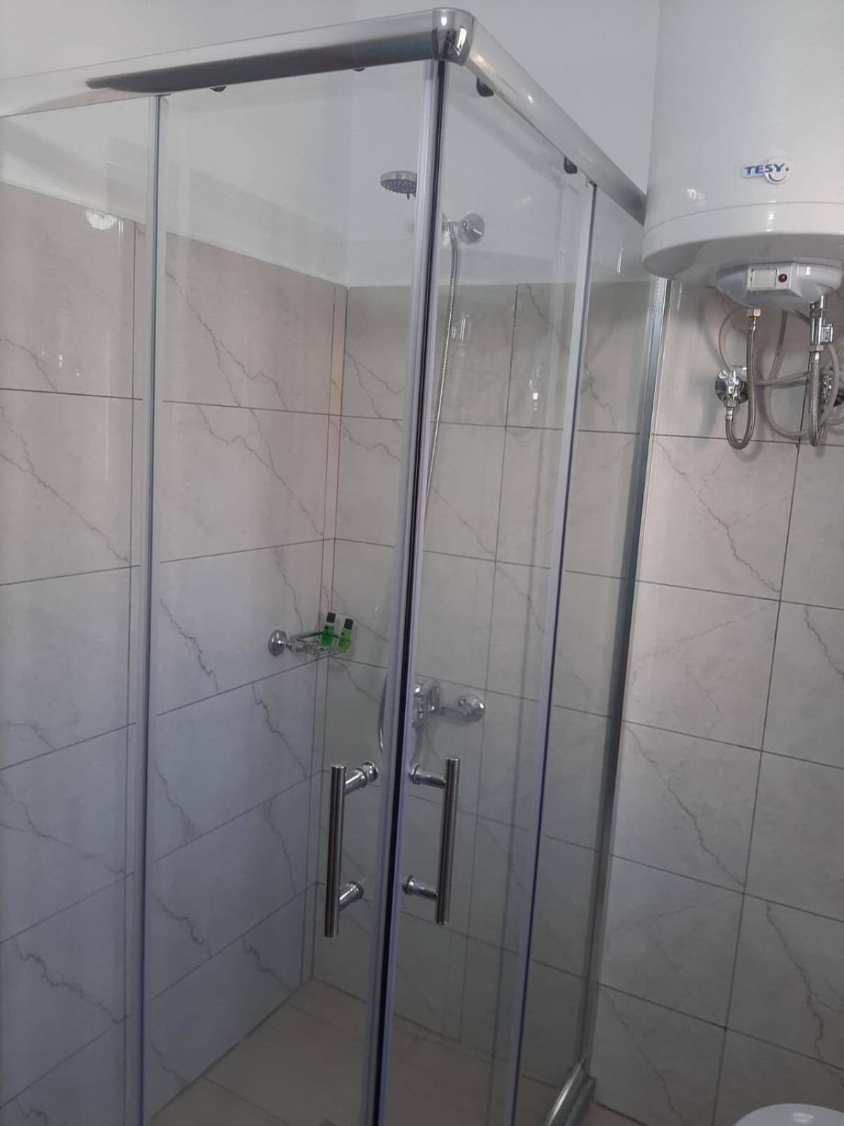 Vangert Apartment Berat Bagian luar foto